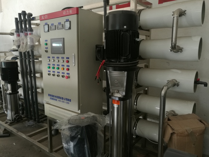 買固原實驗室用反滲透純水機設備前必須先了解下瑞泉水處理的設備